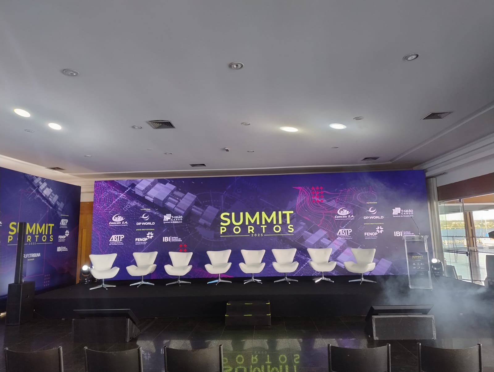16 - SUMMIT PORTOS